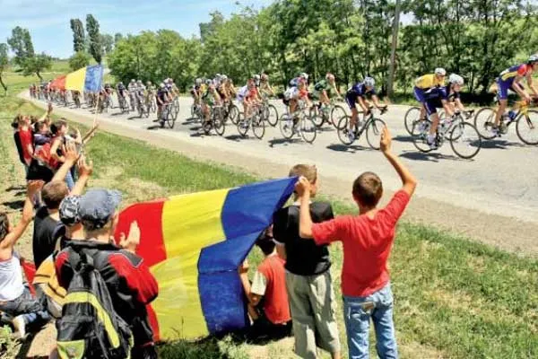 Restricții în trafic pentru două zile, pentru desfășurarea Turului Ciclist al României