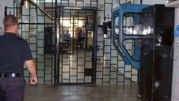 "Țuhaus", la Teatrul "Gong"