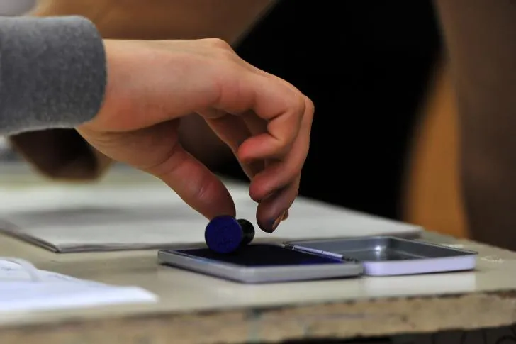 Prezență de peste 9,5% la urne pentru referendum