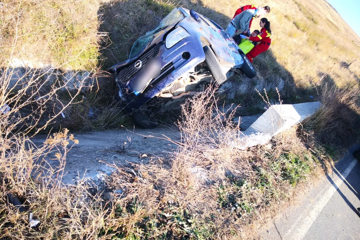 UPDATE: Accident rutier la ieșirea din Cornățel spre Agnita. Posibil două victime