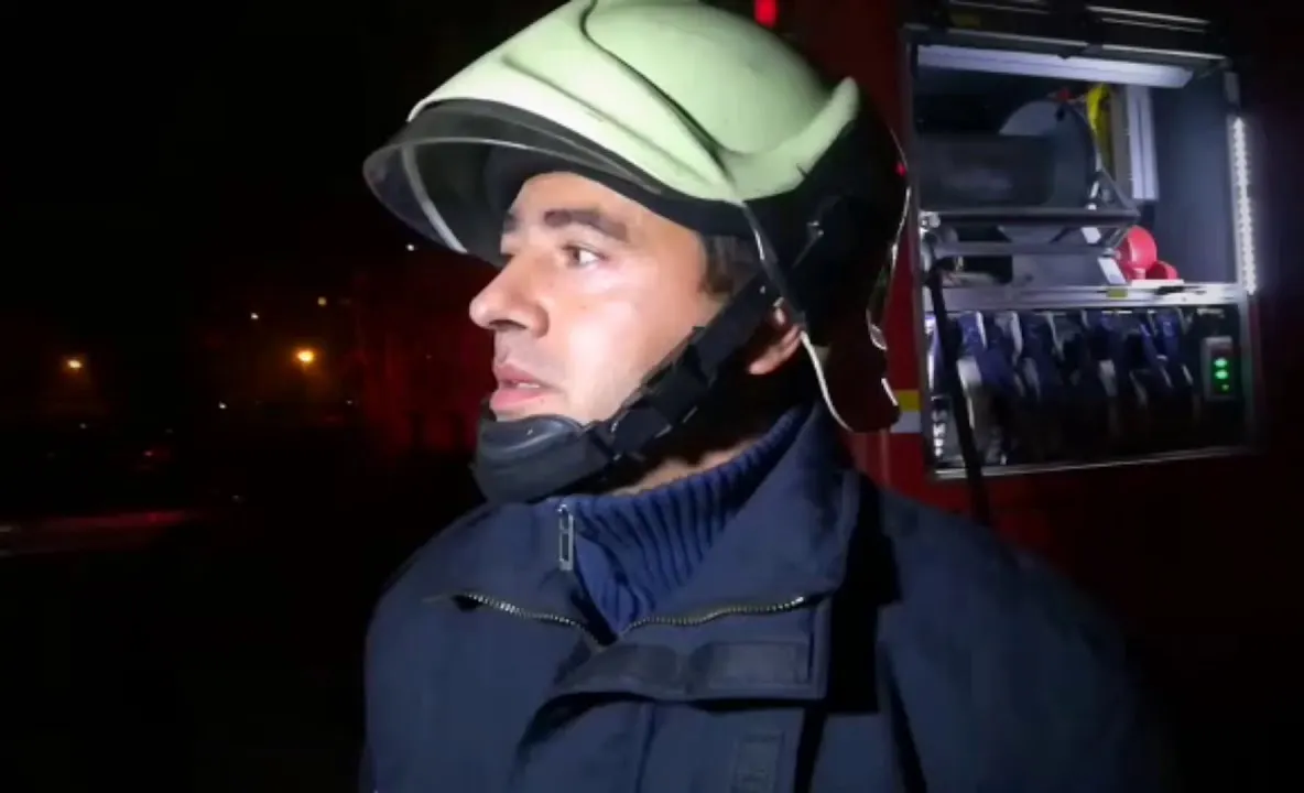 1 Decembrie, sărbătorit cu Hora Unirii în Piața Unirii,  defilarea gărzii de onoare şi concerte, la Sibiu