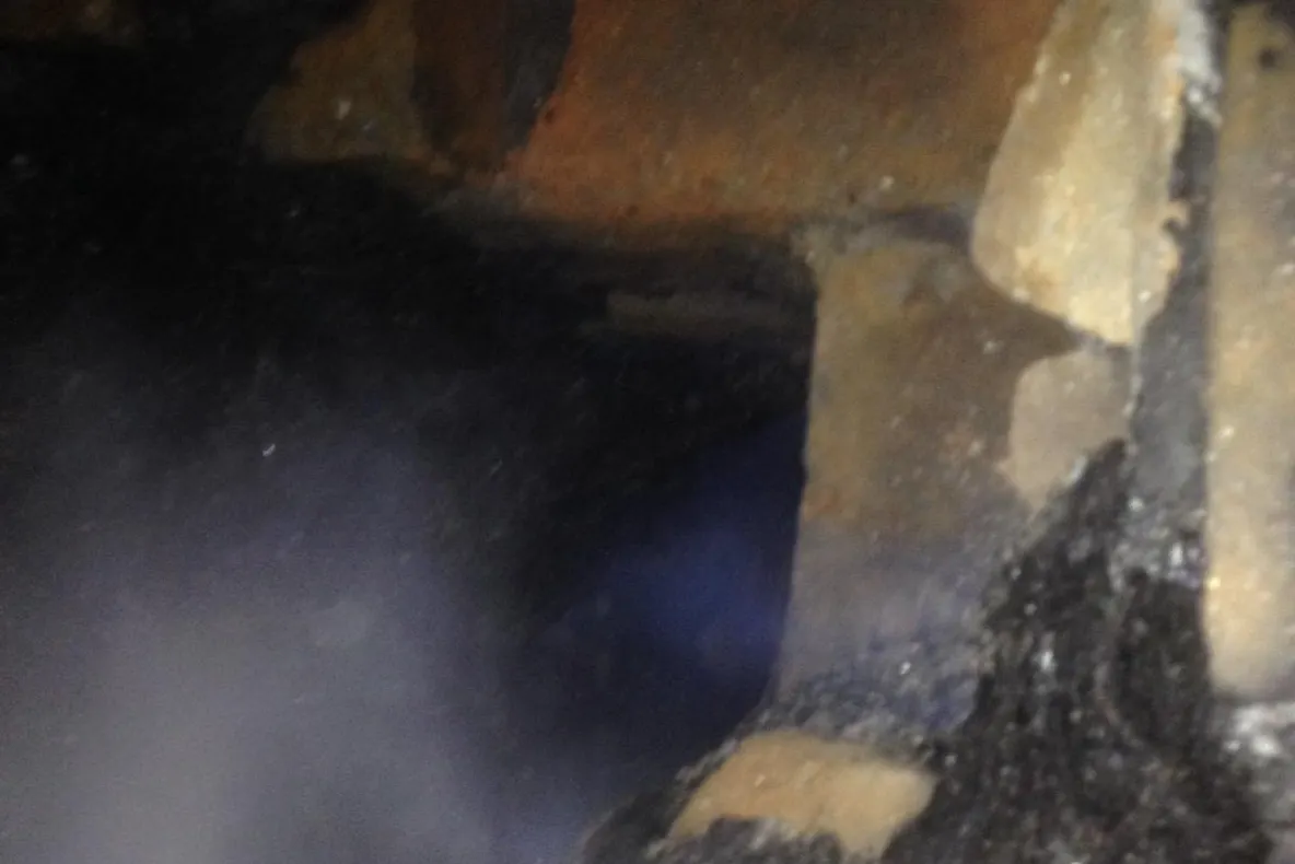 Incendiu la o locuinţă din Galeş. Intervin pompierii