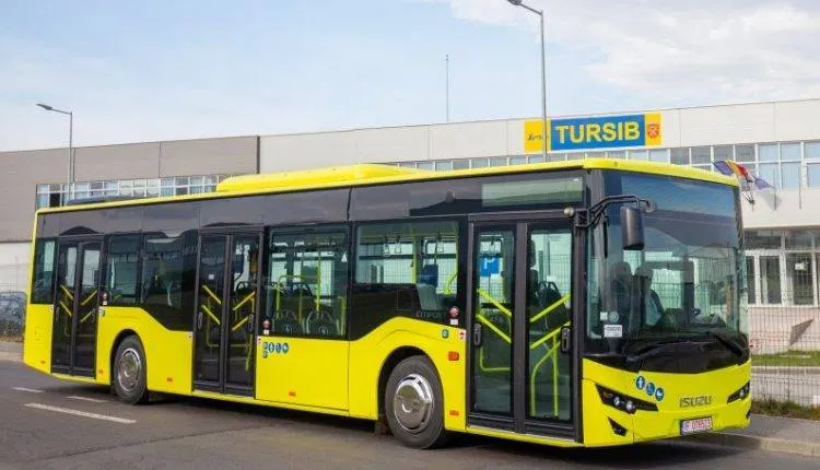 Devieri de traseu pentru autobuzele care circulă pe strada Podului
