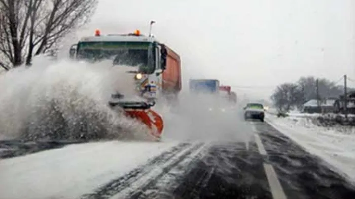 Utilaje de deszăpezire pe străzile din Sibiu și în Păltiniș