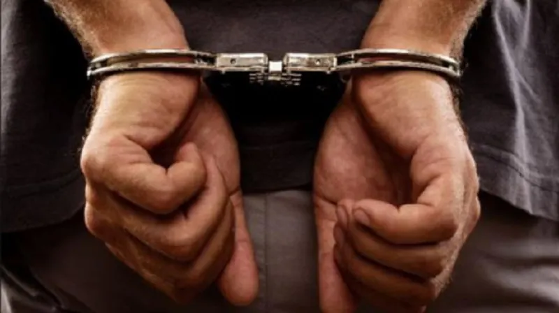 Prins de polițiști după ce ar fi delapidat 35.000 lei de la o sală de jocuri