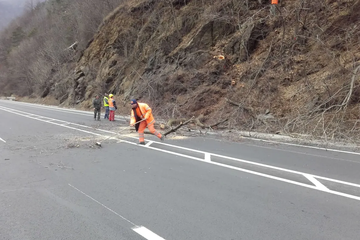 Trafic oprit pe DN 7, Boița - limita cu județul Vâlcea