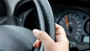 Un hunedorean a intrat cu mașina în șanț, din cauza alcoolului
