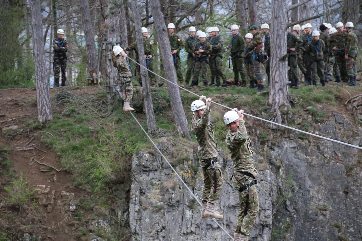 Studenți ai AFT Sibiu, la Săptămâna internaţională organizată de Academia Militară Regală din Bruxelles