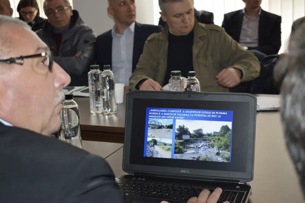 Șapte localități din județul Sibiu, puncte critice în caz de inundații