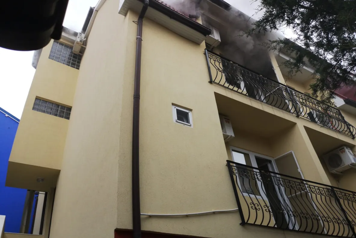 Incendiu la un adăpost de animale din Ocna Sibiului
