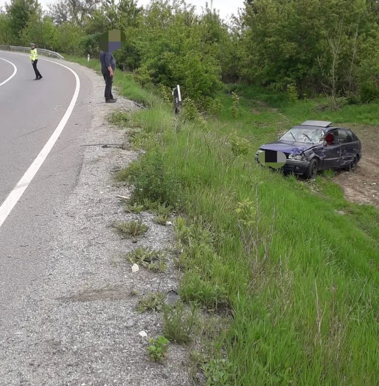 Accident pe DN14, la Șeica Mare. Două persoane au ajuns la spital
