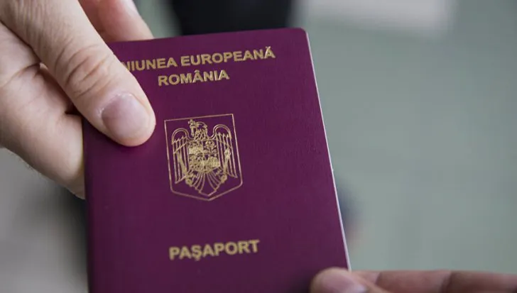 Program prelungit cu două ore, la Pașapoarte