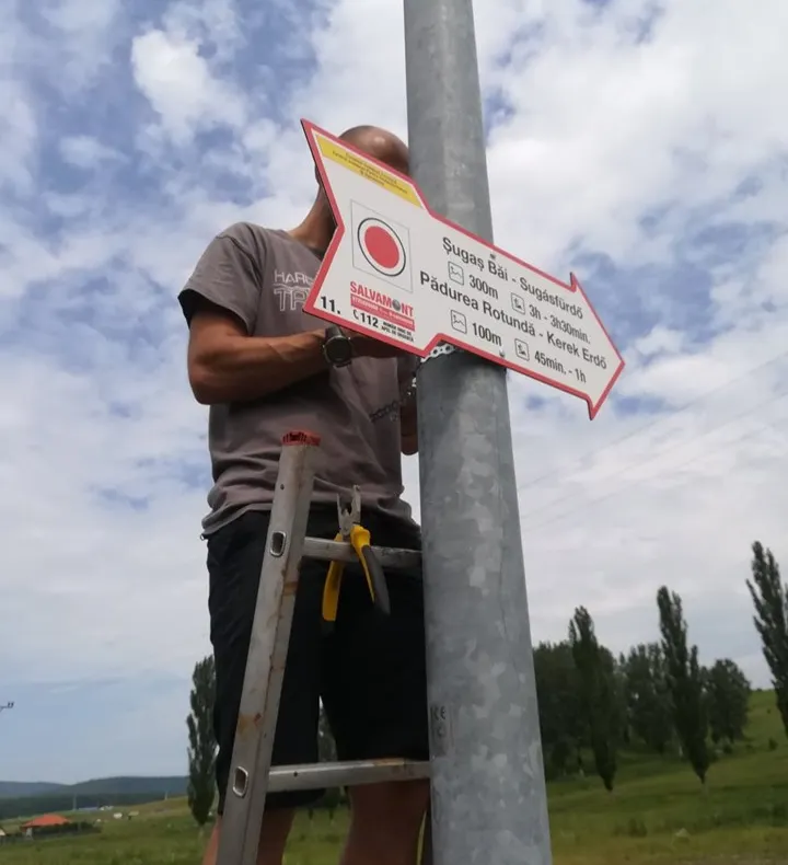 Turistă accidentată grav în Munții Făgărașului. A fost solicitat elicopterul SMURD de la București