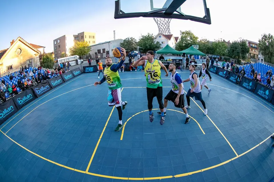 Peste 60 de echipe participă, în weekend, la Sibiu Streetball