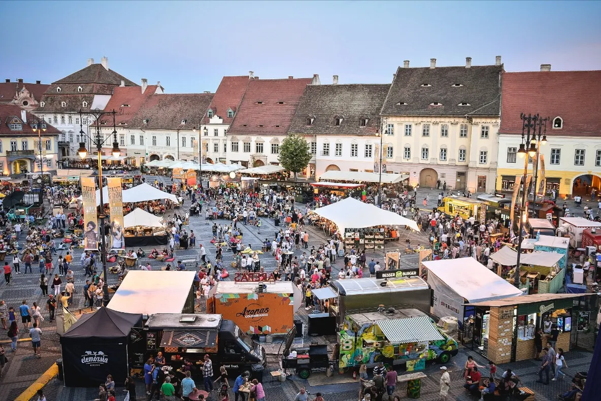 Dacă e week-end, e Street FOOD Festival