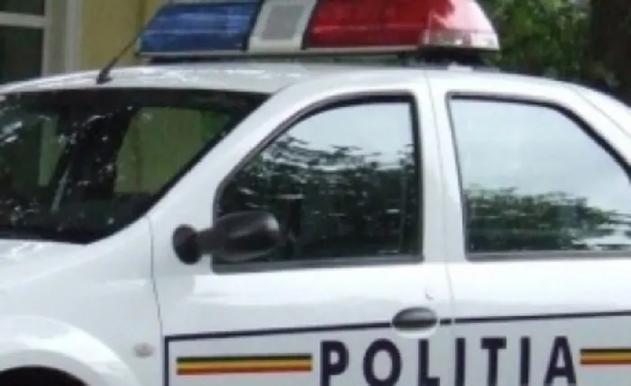 Mașină proiectată în alte două autoturisme de o șoferiță din Cisnădie