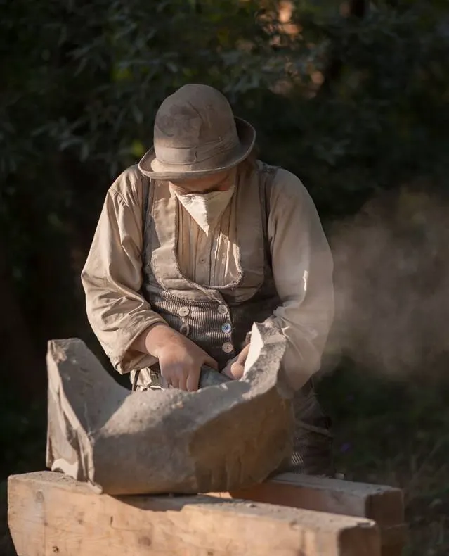 Simpozion European de Sculptură, alături de calfe călătoare, în Muzeul ASTRA