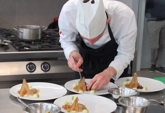 Are loc etapa locală a concursului European Young Chef Award