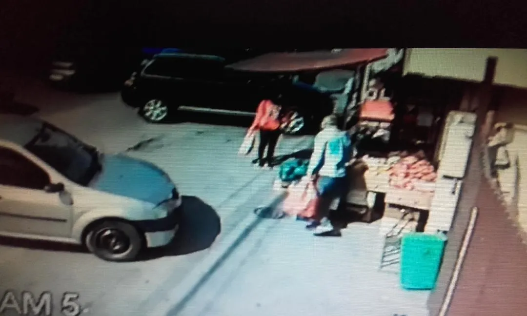 Patru suspecți de furt cercetați în libertate. Poliția avertizează că ar putea acționa din nou