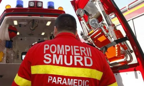UPDATE | Microbuz în flăcări, pe Șoseaua Alba Iulia
