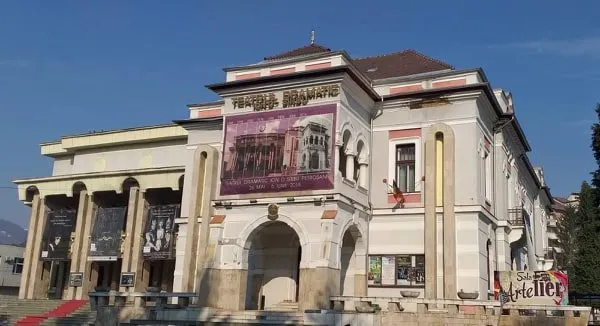 Maratonul „25 de ore de teatru non-stop” începe pe 5 octombrie