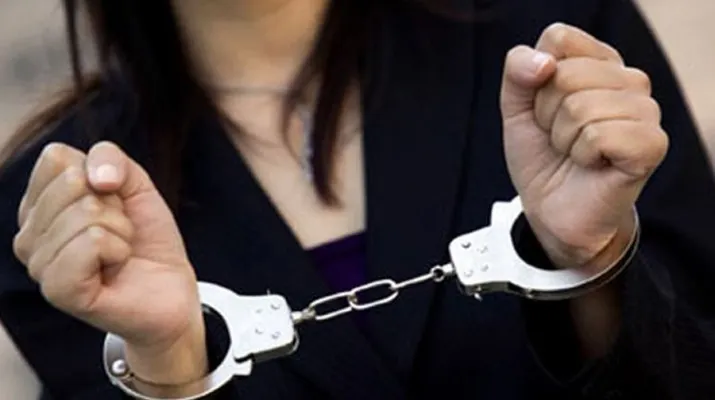 Trei femei, cercetate sub control judiciar după ce ar fi furat dintr-un magazin din Shopping City Sibiu