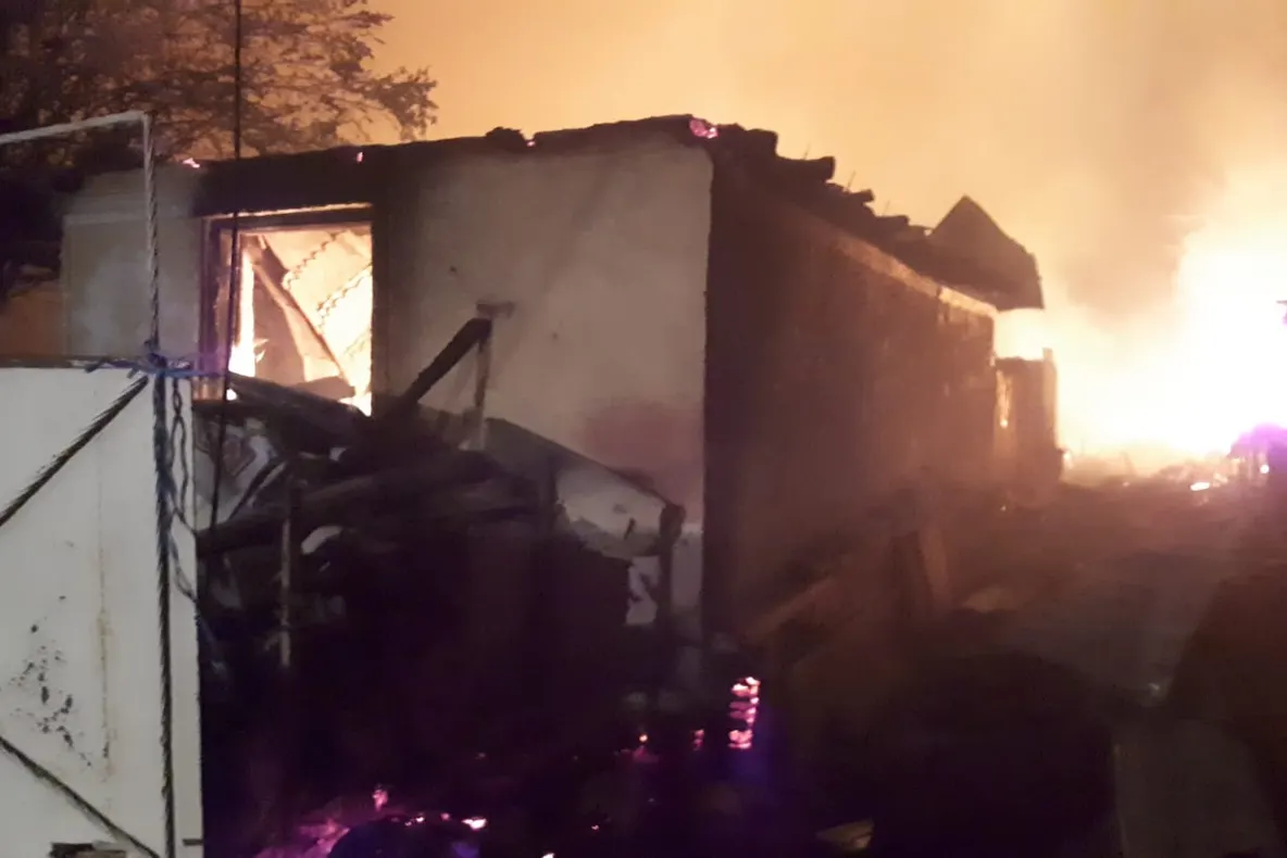 Incendiu la Turla bisericii de pe strada Maramureșului