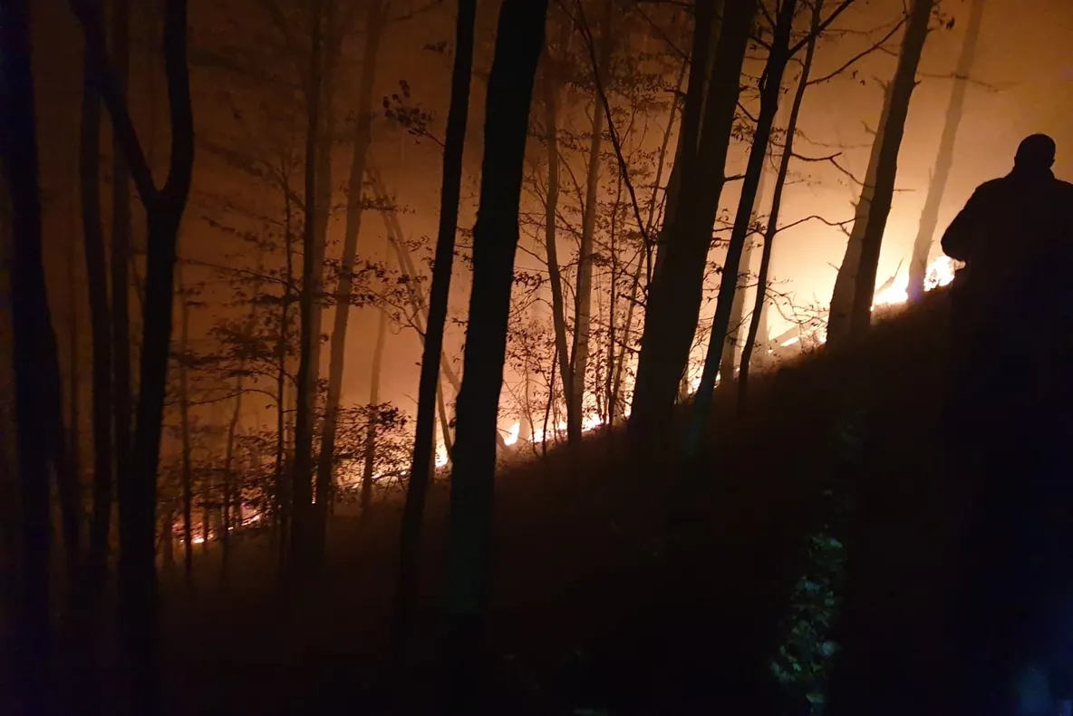 Bilanț de week-end al pompierilor: șapte incendii și alte peste 100 de intervenții