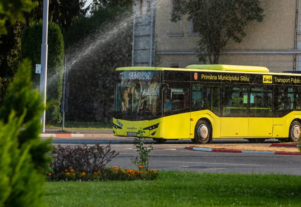 Autobuzele Tursib își modifică traseele și programul de circulație
