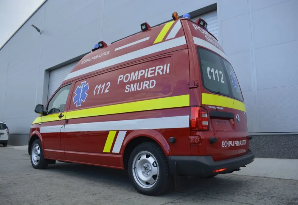 Băiețel de zece ani, lovit de mașină, pe DN14, la Șura Mare