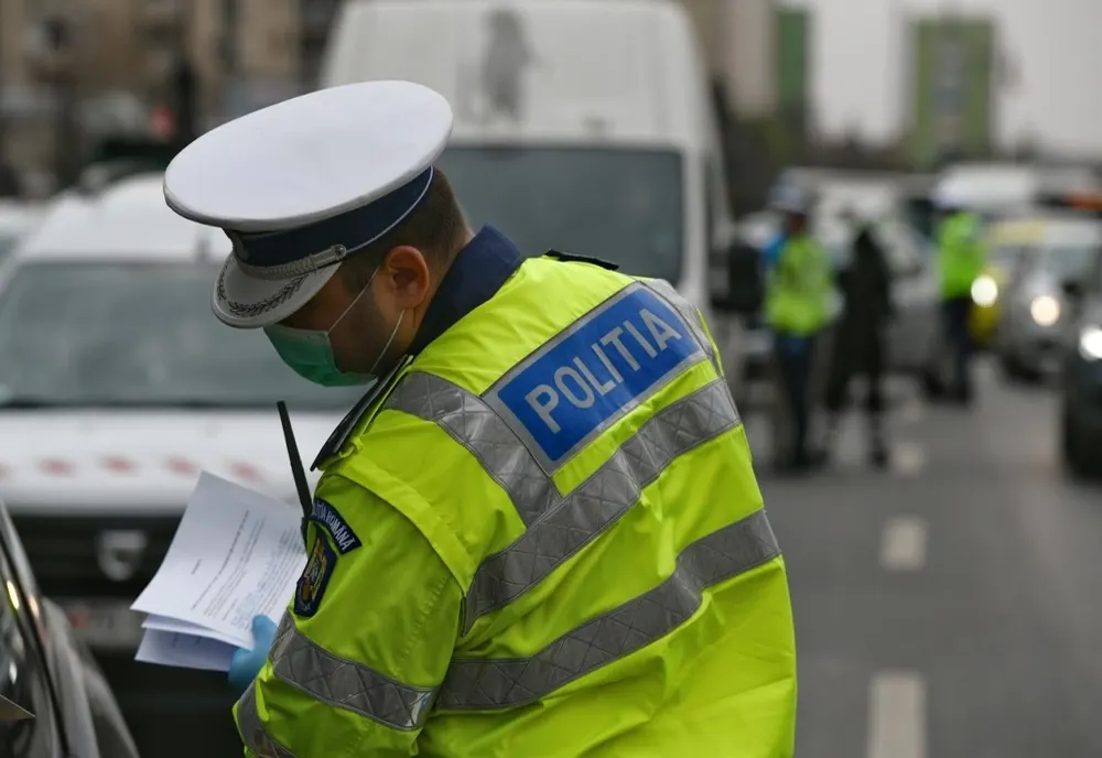 "Magistrala" amenzilor, la Jina: trei dosare penale dintr-o lovitură