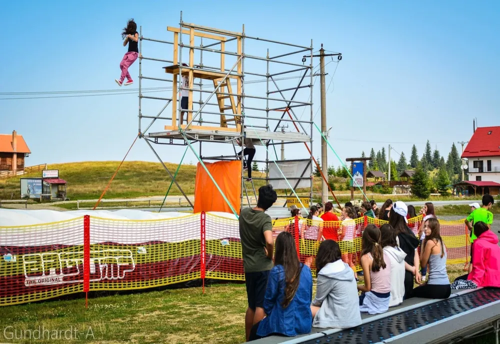 Complexul de vară Arena Platoș își redeschide porțile, în weekend