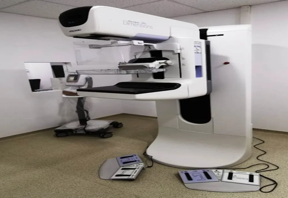 Laboratorul Clinic de Radiologie şi Imagistica Medicală al SCJU Sibiu,  dotat cu un mamograf ultra-performant