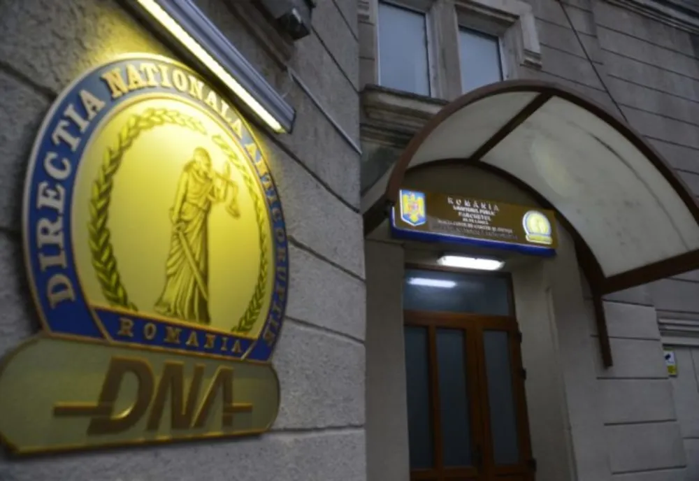 VIDEO/ Cum au zădărnicit băieții deștepți lupta cu virusul
