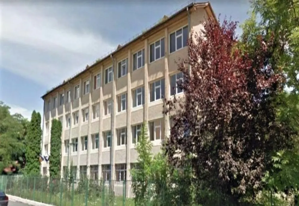 S-a semnat contractul de finanțare pentru extinderea și pentru construcția unei noi săli de sport cu fonduri europene REGIO la Școala ”Regele Ferdinand” Sibiu 