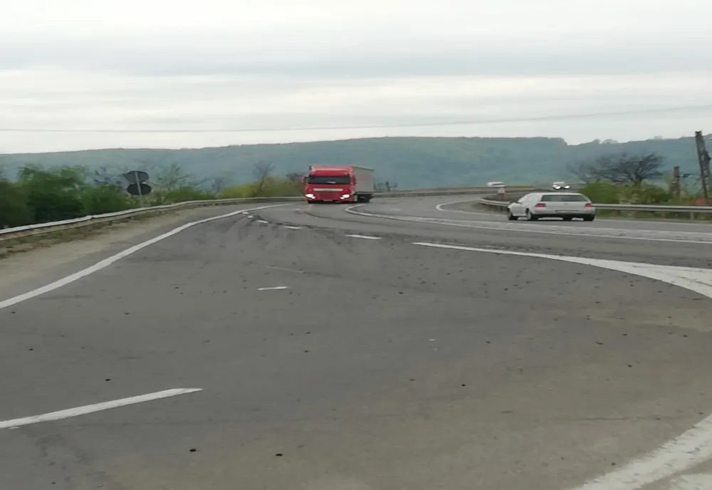 Trafic îngreunat pe DN1, în zona Avrig