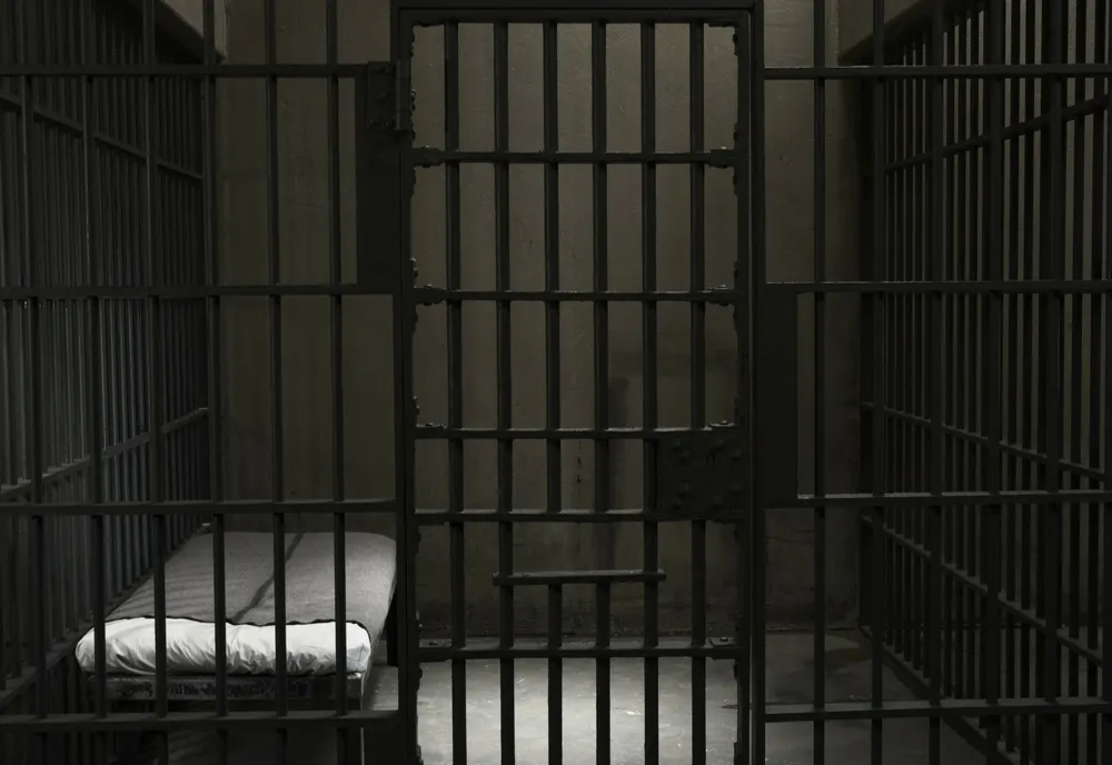  Condamnați la executarea unor pedepse cu închisoare