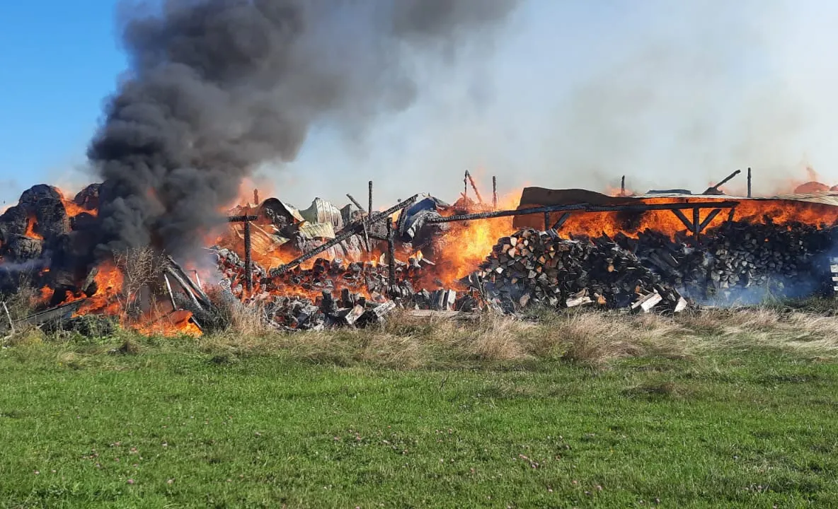 VIDEO Incendiu violent în județul Sibiu!