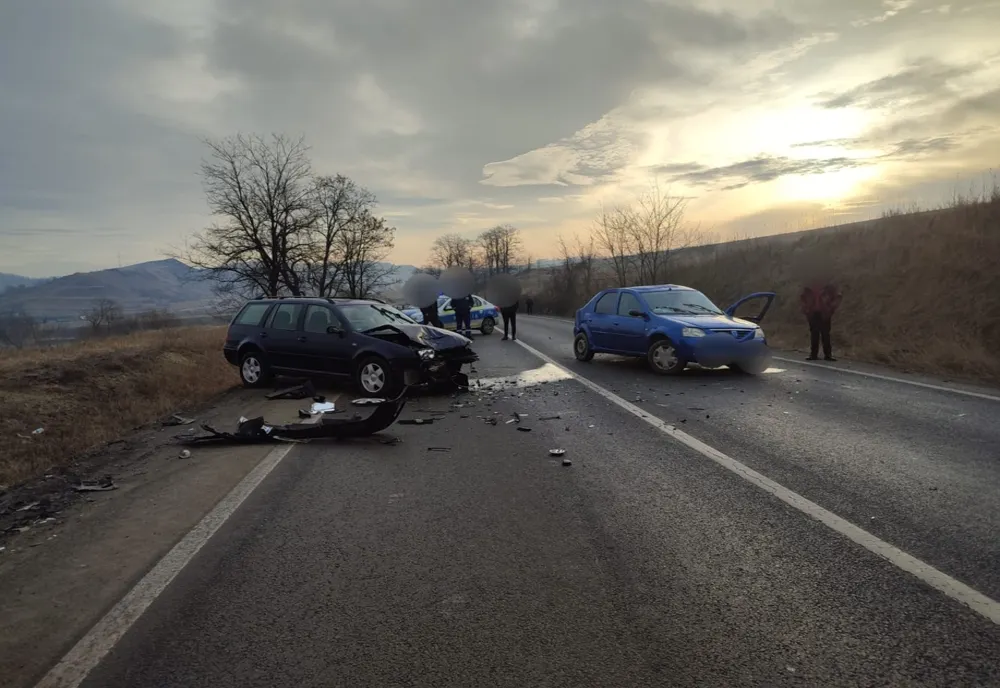 Trafic blocat la ieșirea din localitatea Târnava