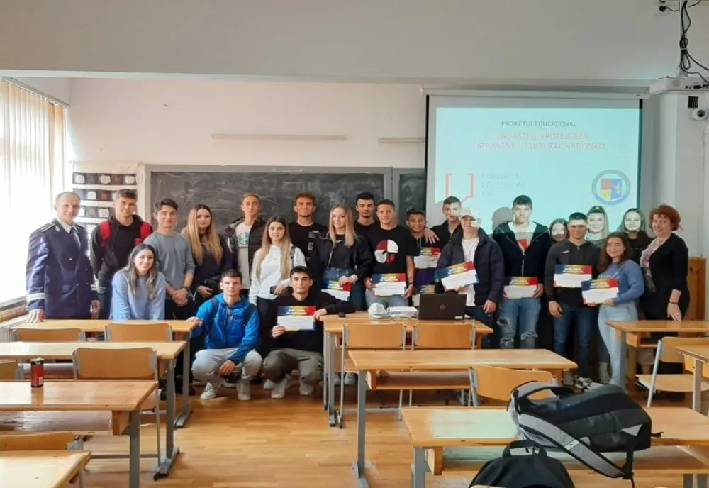 IPJ Sibiu, campanie în școli, pentru protejarea patrimoniului cultural