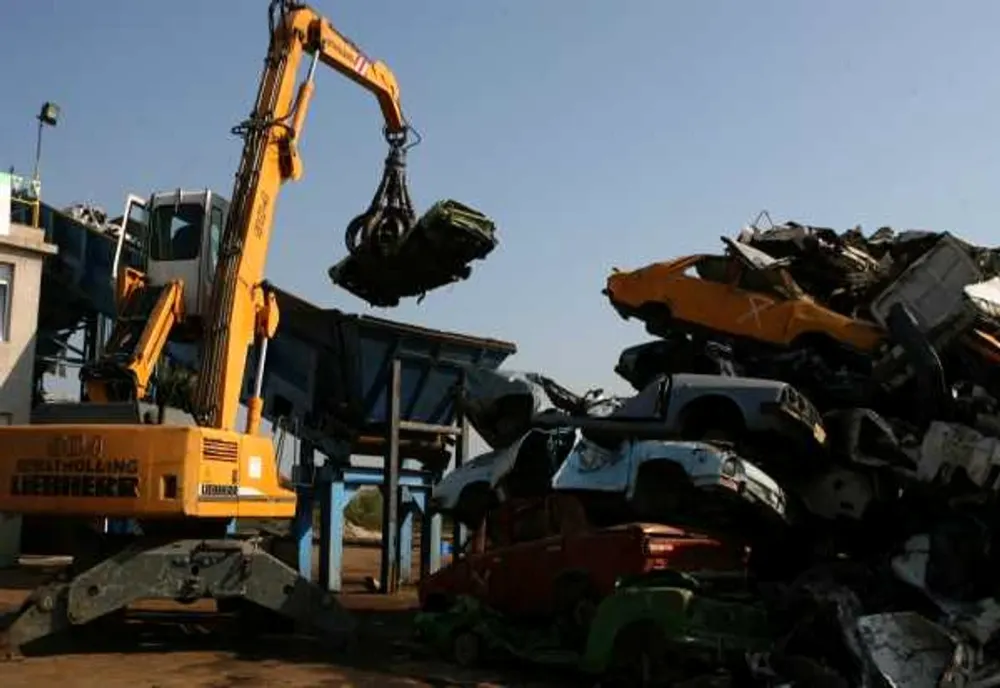 UAT-urile se pot înscrie pentru aplicarea în cadrul programului privind casarea autovehiculelor uzate