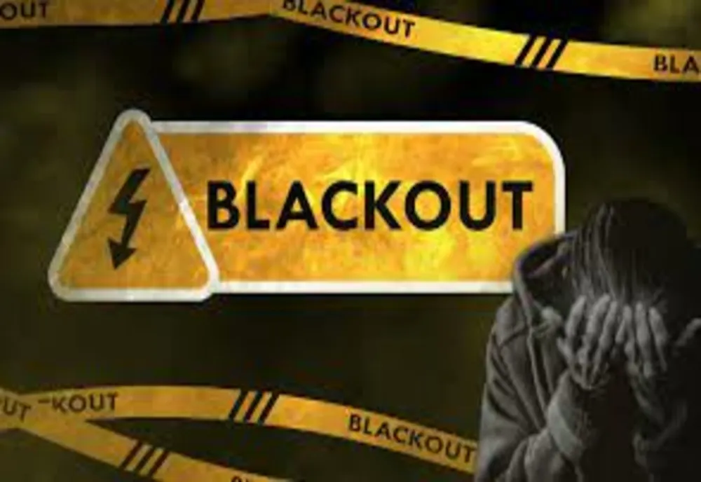Ce nu trebuie să îți lipsească din casă în caz de BLACKOUT! Raed Arafat: „Este obligatoriu!”