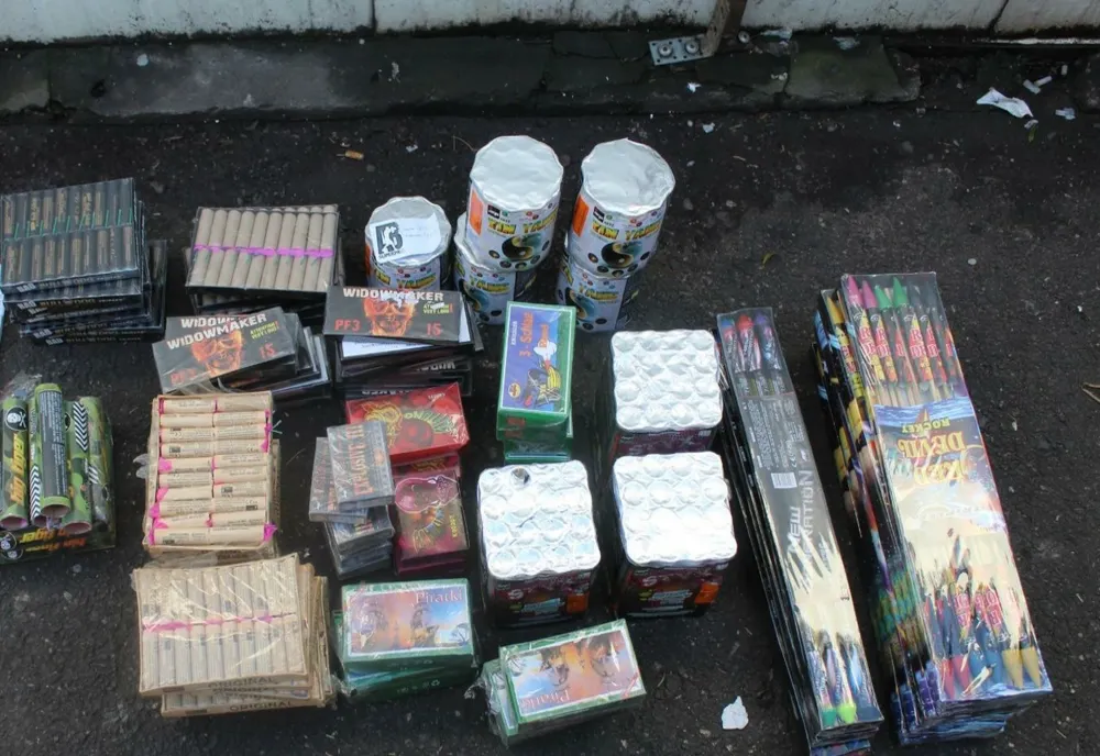 Peste 130 de kilograme de articole pirotehnice ridicate de polițiștii din Sibiu