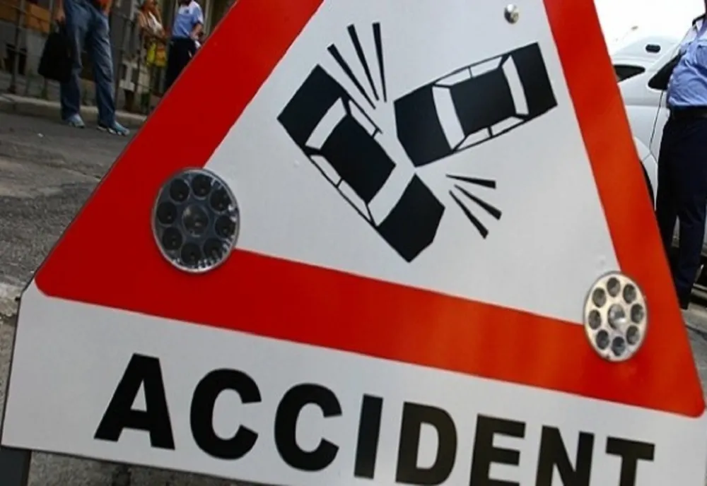 Accident pe DN 7, în localitatea Lazareț