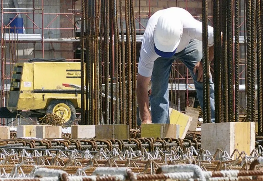 Guvernul a aprobat proiectul de lege privind emiterea autorizațiilor de construire în 65 de zile