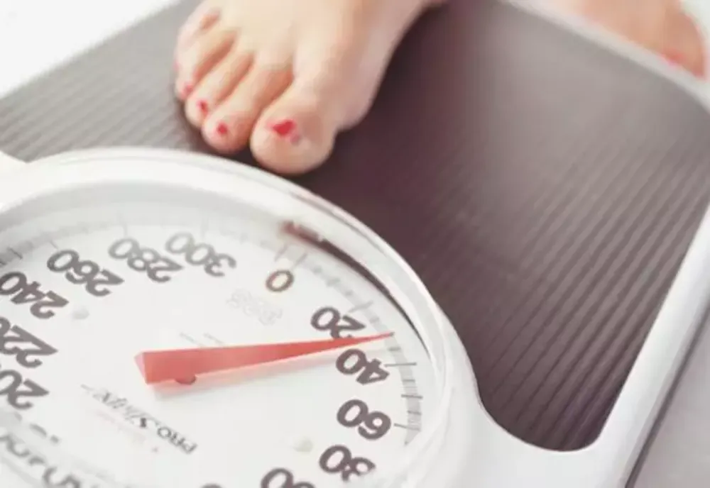 Cea mai eficientă dietă de slăbit. Topeşte rapid 20 de kg