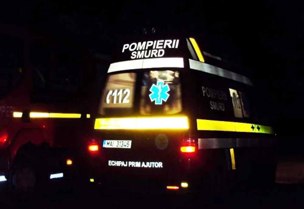 Bărbat de 70 de ani în stare gravă după ce a fost lovit de maşină