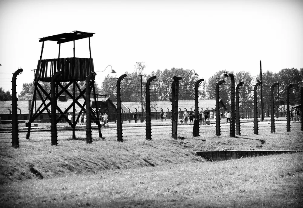 Istoria lagărului de la Sibiu. Detalii despre dezarmarea și trierea românilor ajunși în ”carantina morală și sanitară”, de după Primul Război Mondial