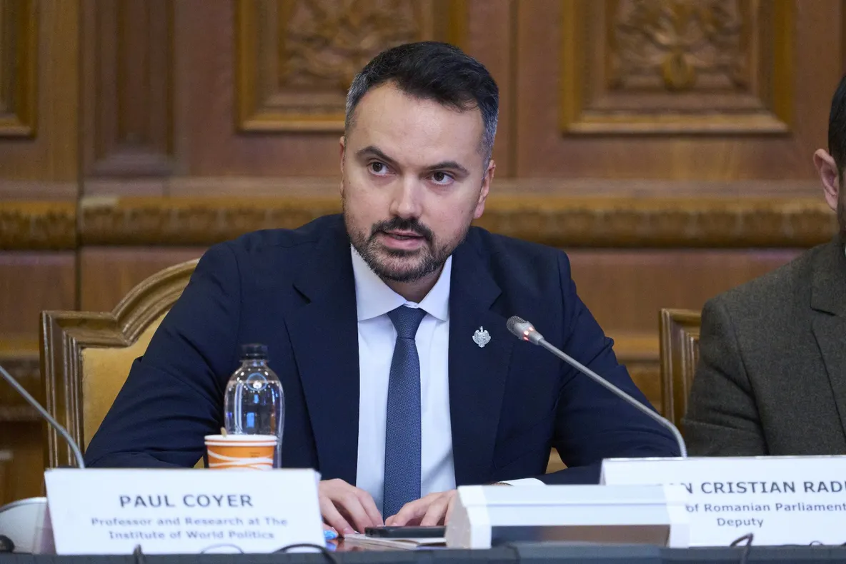 FABIAN RADU (DEPUTAT AUR): ”DISPONOBILIZAREA CELOR 9 POSTURI DE LA FILARMONICA DE STAT SIBIU ESTE UN ABUZ!”
