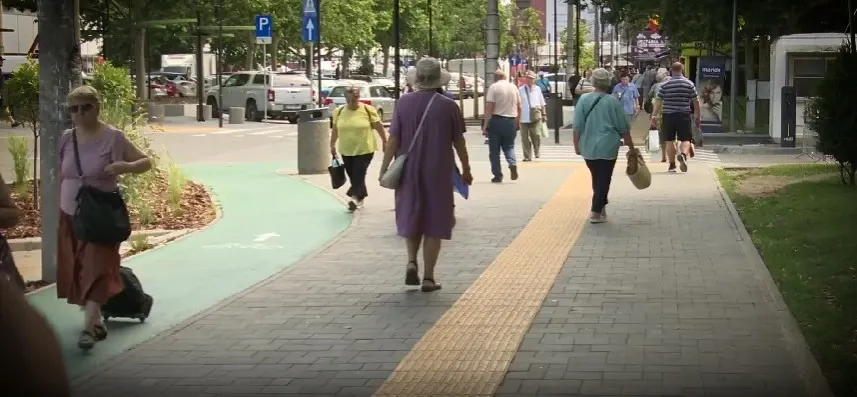 Pensionarii din toată țara cer restituirea banilor pentru CASS